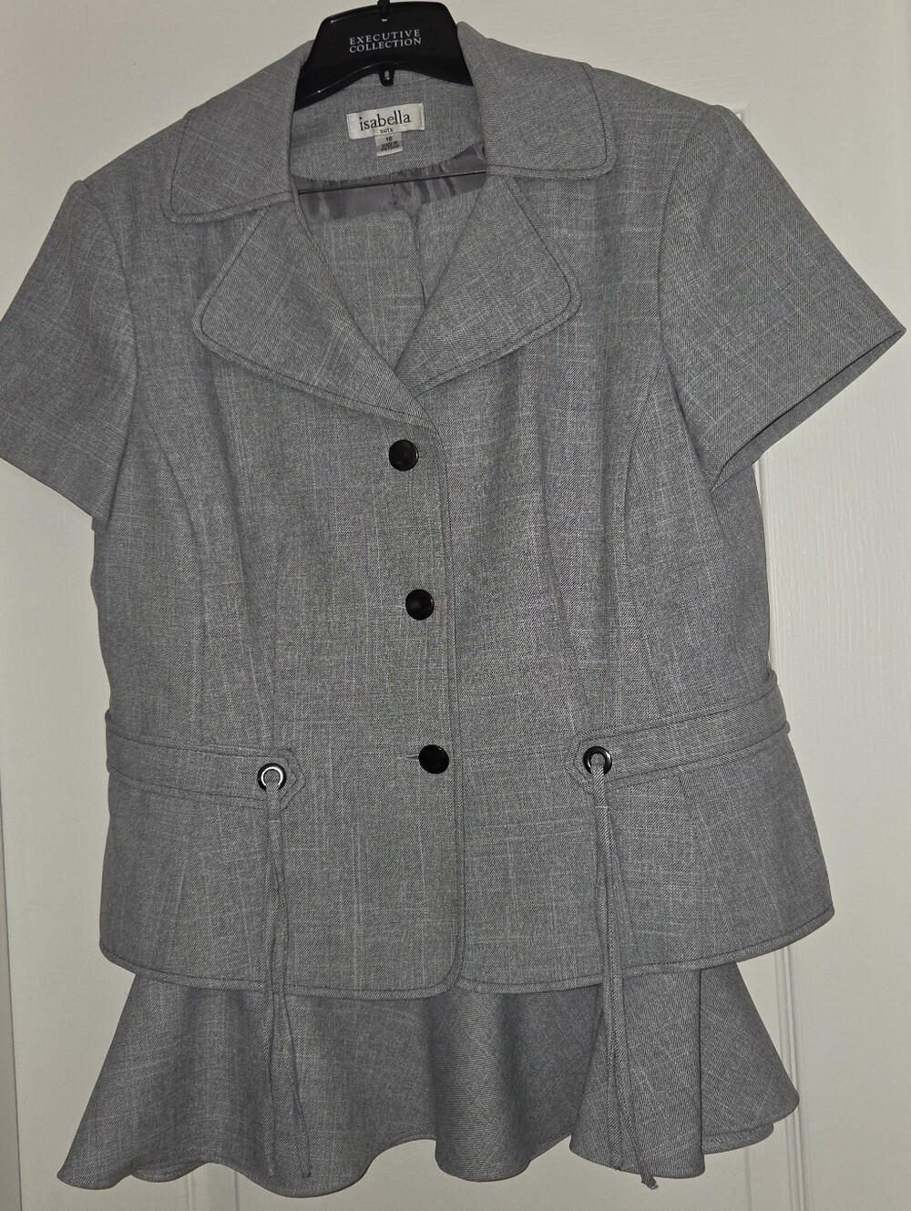 Isabella Gray Short-Sleeve Peplum Skirt SUIT Waist 39 In Lengh 26 In Chest 44 I